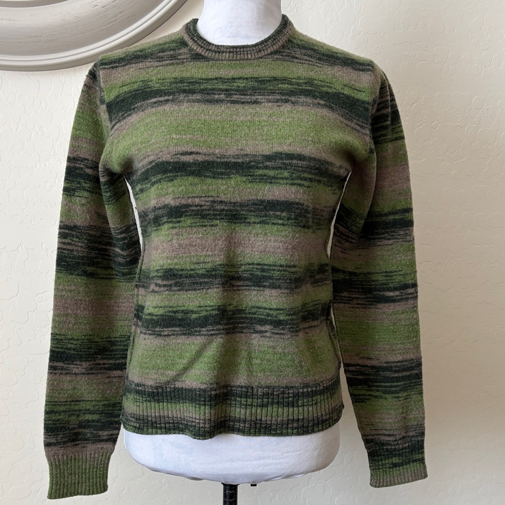 Divided 80% lambs wool  and Brown Striped Crew Neck Sweater. M